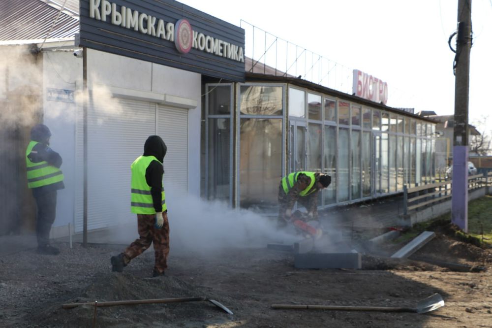 Игорь Ткаченко: В Приморском продолжаются работы по обустройству тротуара, ведущего к школе № 7, о чем просили жители и в обращениях ко мне, и обращались к Главе Крыма Сергею Валерьевичу Аксенову Игорь Ткаченко: В Приморском продолжаются работы по обустройству тротуара, ведущего к школе № 7, о чем просили жители и в обращениях ко мне, и обращались к Главе Крыма Сергею Валерьевичу Аксенову