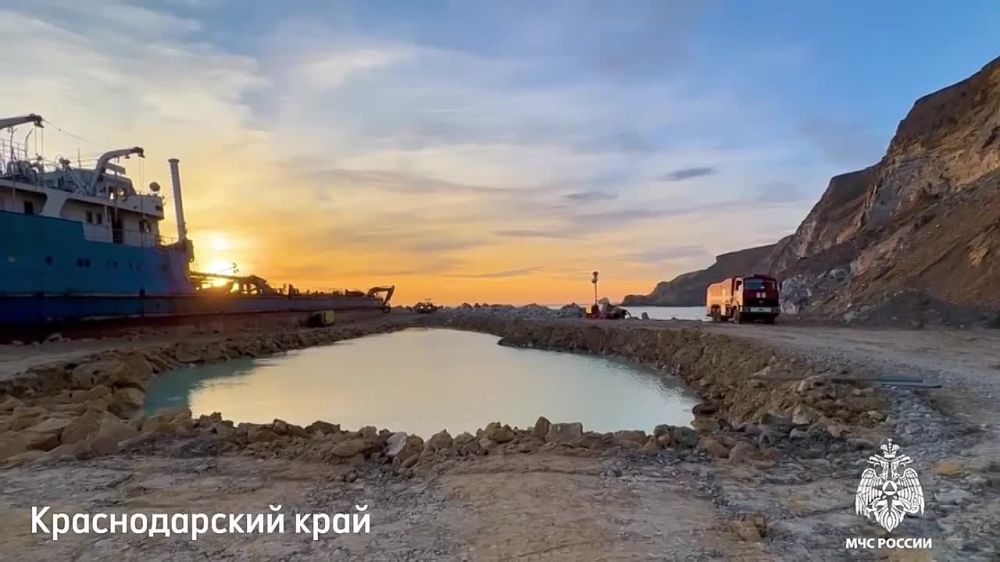 В Крыму за сутки обследовали почти 525 километров береговой линии от Керчи до поселка Портовое Раздольненского района