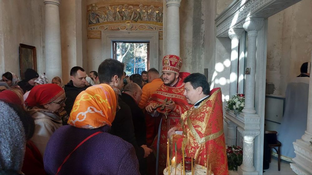 Галина Огнёва: Дорогие православные алуштинцы! Галина Огнёва: Дорогие православные алуштинцы!