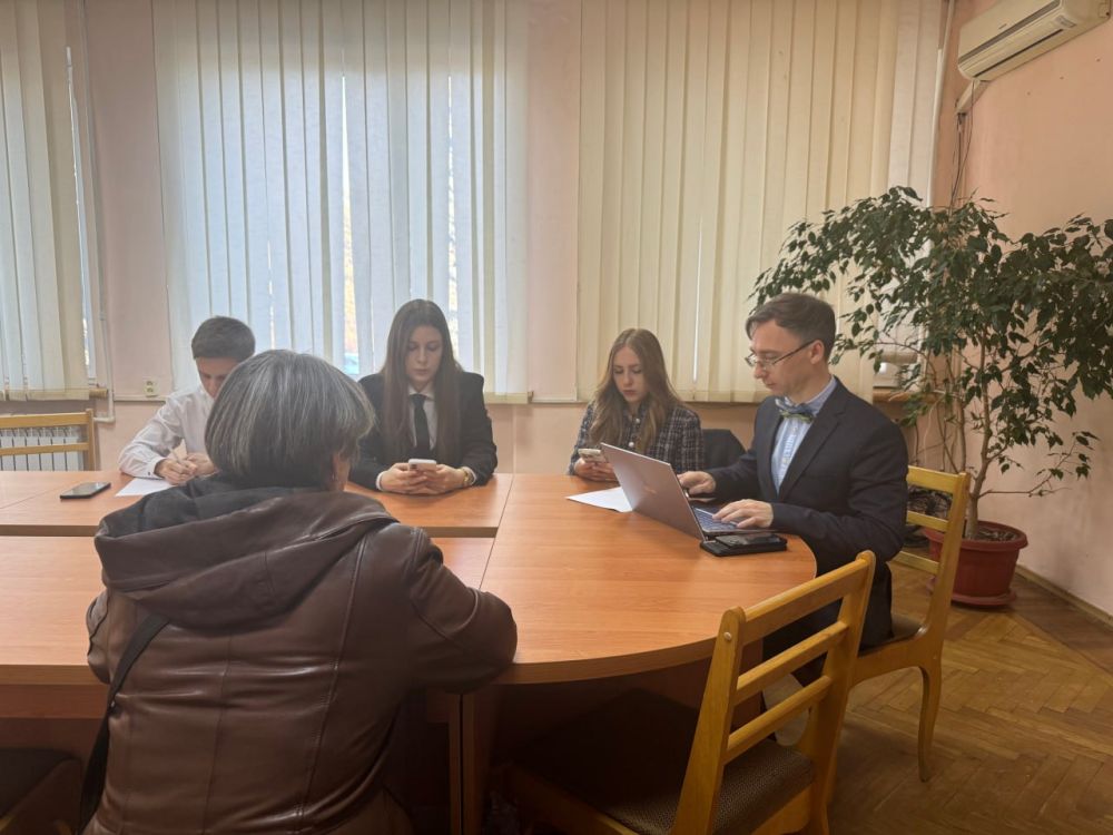 Бесплатную юридическую консультацию провели для граждан Симферопольского района Бесплатную юридическую консультацию провели для граждан Симферопольского района