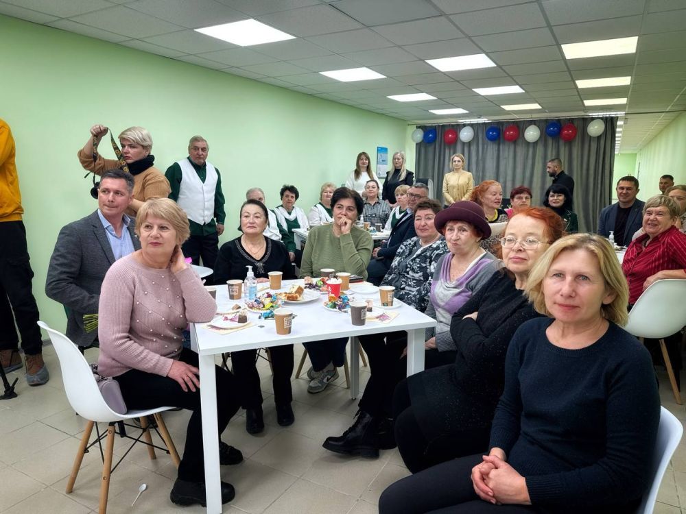 Александр Дудинов: Мы искренне благодарны тому поколению, которое сделало нашу страну современной и счастливой, людям которые восстанавливали страну в сложные годы Александр Дудинов: Мы искренне благодарны тому поколению, которое сделало нашу страну современной и счастливой, людям которые восстанавливали страну в сложные годы