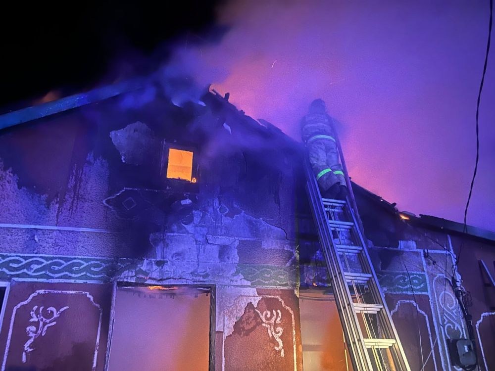 В Раздольненском районе вспыхнул пожар в частном доме