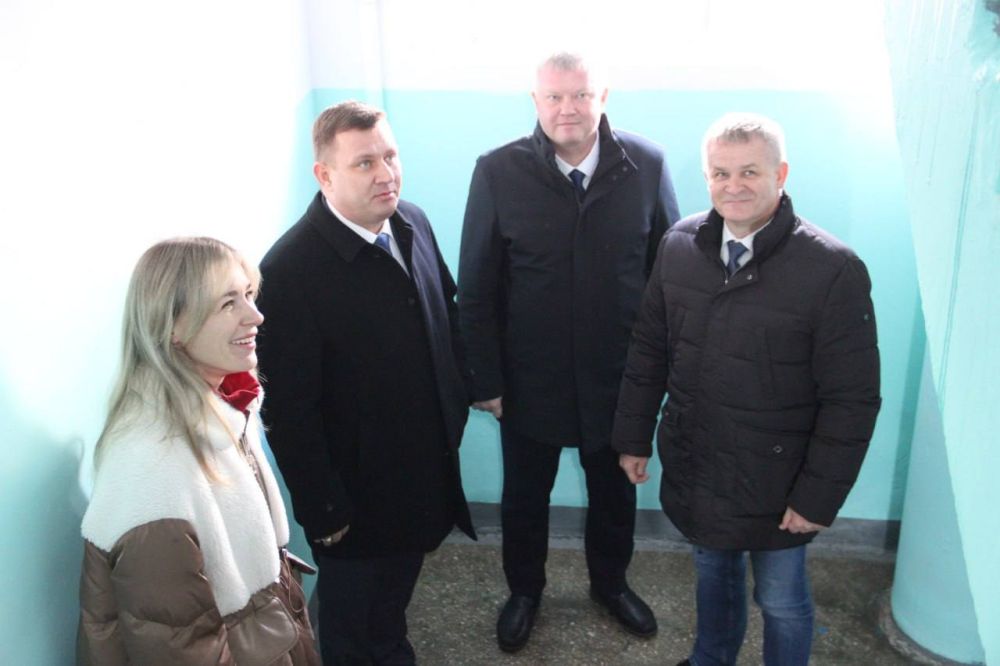 Юрий Нестеренко: Богатым на встречи с жителями, был сегодняшний рабочий день в Феодосии Юрий Нестеренко: Богатым на встречи с жителями, был сегодняшний рабочий день в Феодосии