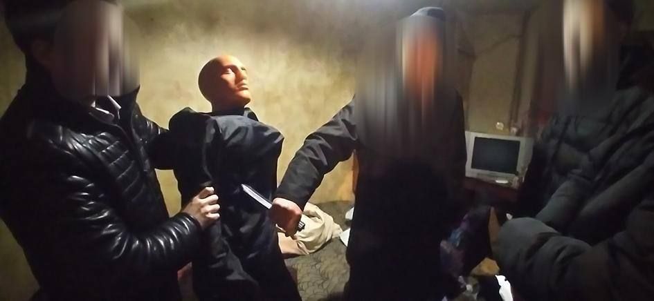 В Евпатории местный житель предстанет перед судом по обвинению в убийстве В Евпатории местный житель предстанет перед судом по обвинению в убийстве