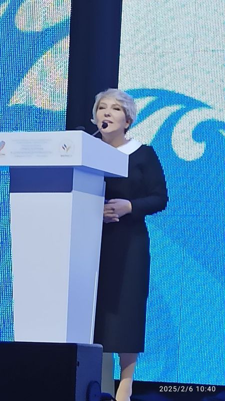 Ольга Урайкина: Открытие пленарного заседания Регионального дня форума "МАЛАЯ РОДИНА - СИЛА РОССИИ" по теме "ТРАНСПОРТНАЯ И ДОРОЖНАЯ ДЕЯТЕЛЬНОСТЬ" началось концертной программой, которую подготовили принимающая сторона в... Ольга Урайкина: Открытие пленарного заседания Регионального дня форума "МАЛАЯ РОДИНА - СИЛА РОССИИ" по теме "ТРАНСПОРТНАЯ И ДОРОЖНАЯ ДЕЯТЕЛЬНОСТЬ" началось концертной программой, которую подготовили принимающая сторона в...