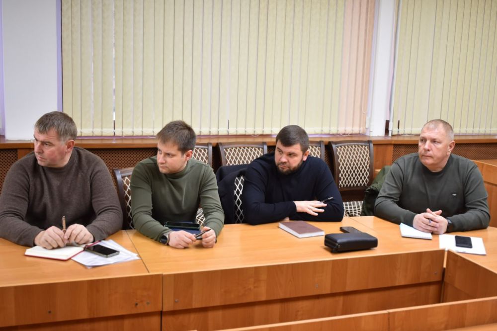 Галина Огнёва: Сегодня в Администрации города Алушты прошло заседание комиссии по предупреждению и ликвидации чрезвычайных ситуаций Галина Огнёва: Сегодня в Администрации города Алушты прошло заседание комиссии по предупреждению и ликвидации чрезвычайных ситуаций