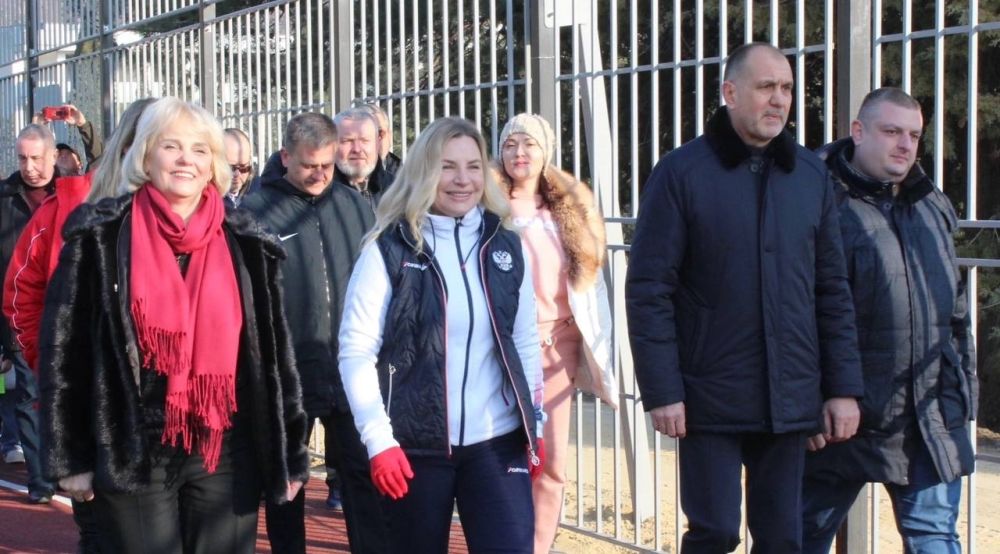 Ольга Торубарова: В Симферополе сегодня пасмурно , а в Малореченском сельском поселении солнечно!!! И этому есть объяснение… Ольга Торубарова: В Симферополе сегодня пасмурно , а в Малореченском сельском поселении солнечно!!! И этому есть объяснение…