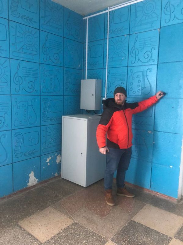 Александр Дудинов: Сегодня вместе с представителем подрядной организации осмотрел клубы и дома культуры в селах Медведево, Ленское и Водопойное Александр Дудинов: Сегодня вместе с представителем подрядной организации осмотрел клубы и дома культуры в селах Медведево, Ленское и Водопойное