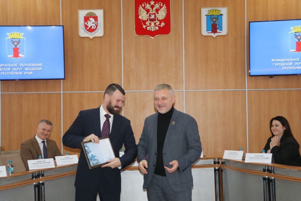 Игорь Ткаченко: На аппаратном совещании, открывшем очередную рабочую неделю администрации, рассмотрели итоги работы структурных подразделений Игорь Ткаченко: На аппаратном совещании, открывшем очередную рабочую неделю администрации, рассмотрели итоги работы структурных подразделений
