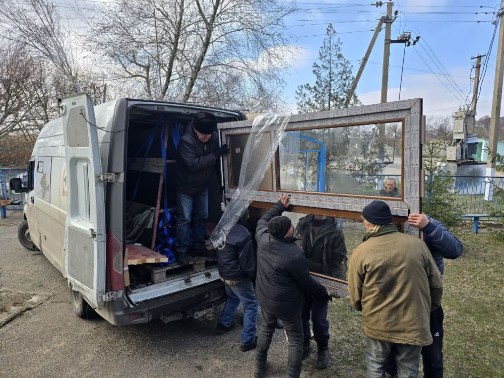Специальный гуманитарный центр Крымской митрополии совершил очередную гуманитарную поездку в Херсонскую область Специальный гуманитарный центр Крымской митрополии совершил очередную гуманитарную поездку в Херсонскую область