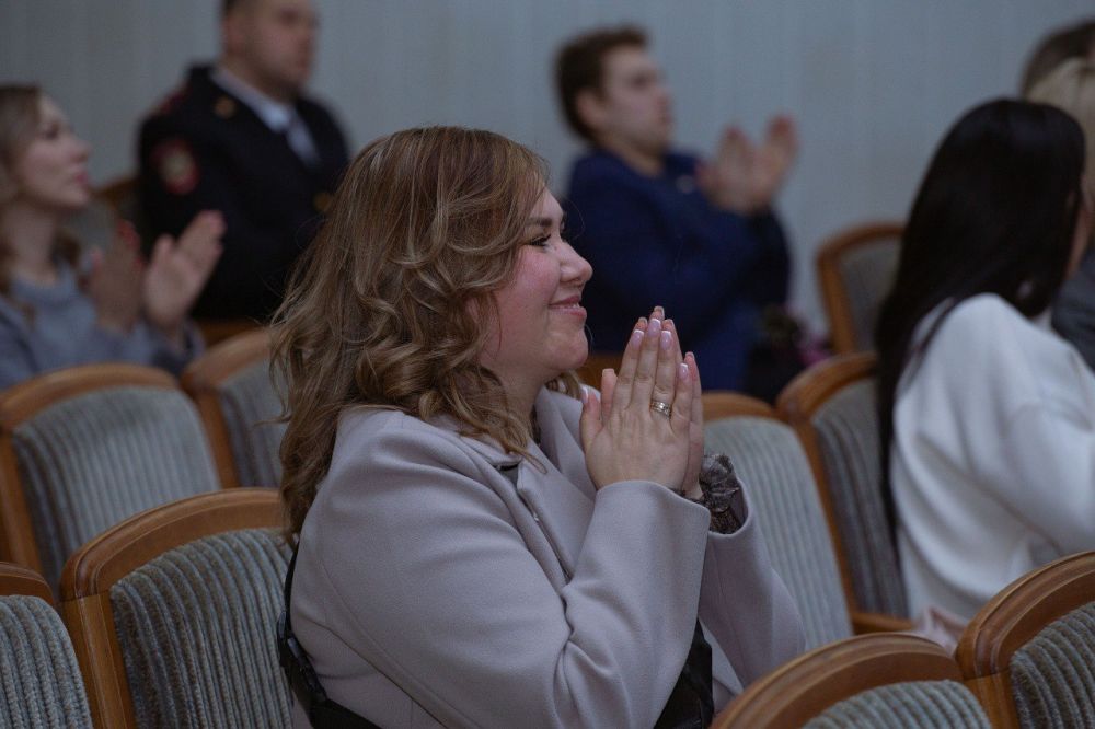 В МВД по Республике Крым подведены итоги первого этапа фестиваля музыкального творчества МВД России «Щит и Лира» В МВД по Республике Крым подведены итоги первого этапа фестиваля музыкального творчества МВД России «Щит и Лира»