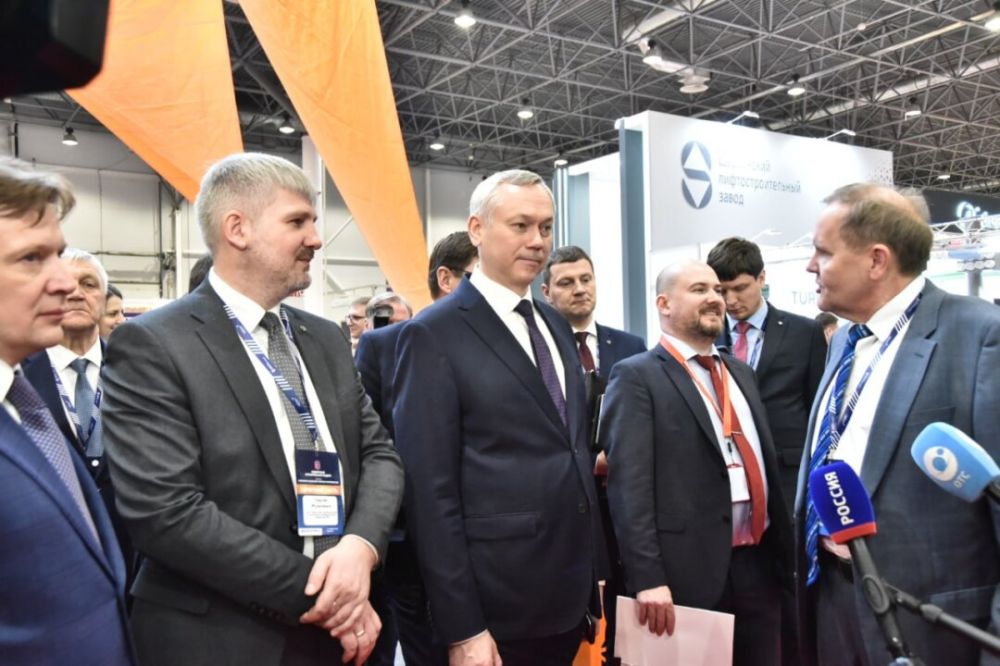 #* Подборка интересных новостей из регионов к этому часу: #* Подборка интересных новостей из регионов к этому часу: