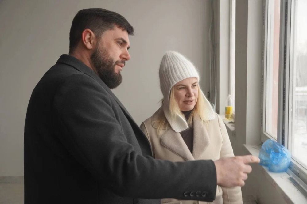 Шериф Османов: Вместе с министром осмотрели ход строительства физкультурно-оздоровительного комплекса в с. Перово Симферопольского района Шериф Османов: Вместе с министром осмотрели ход строительства физкультурно-оздоровительного комплекса в с. Перово Симферопольского района