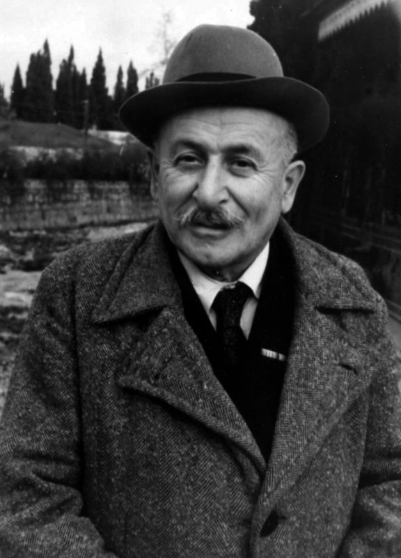 В этот день 135 лет назад родился известный ялтинский врач Антон Иванович Цанов (1890-1954) В этот день 135 лет назад родился известный ялтинский врач Антон Иванович Цанов (1890-1954)