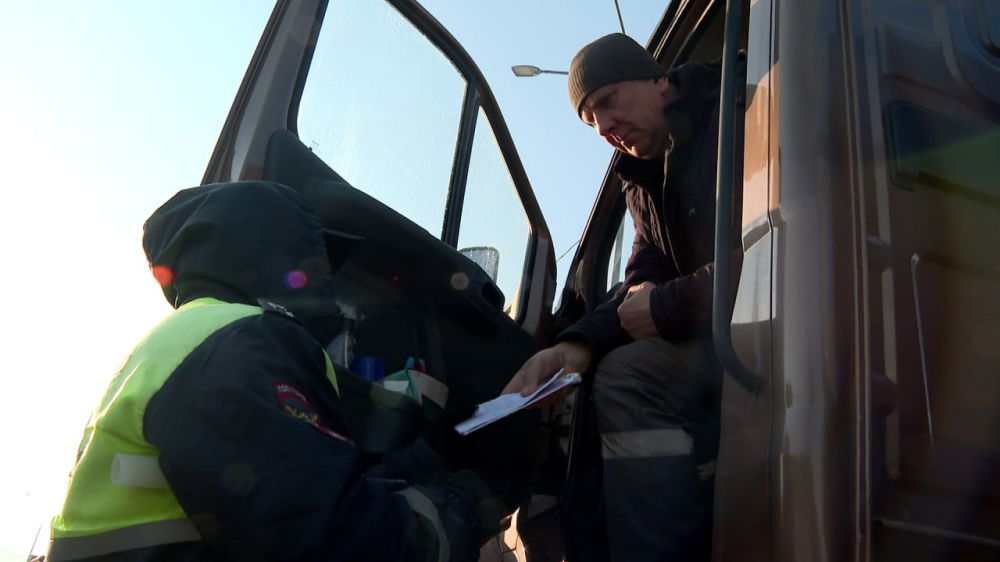 С целью профилактики аварийности на грузовом транспорте в Симферополе с 11 по 13 февраля проходит оперативно-профилактическое мероприятие «Грузовик» С целью профилактики аварийности на грузовом транспорте в Симферополе с 11 по 13 февраля проходит оперативно-профилактическое мероприятие «Грузовик»