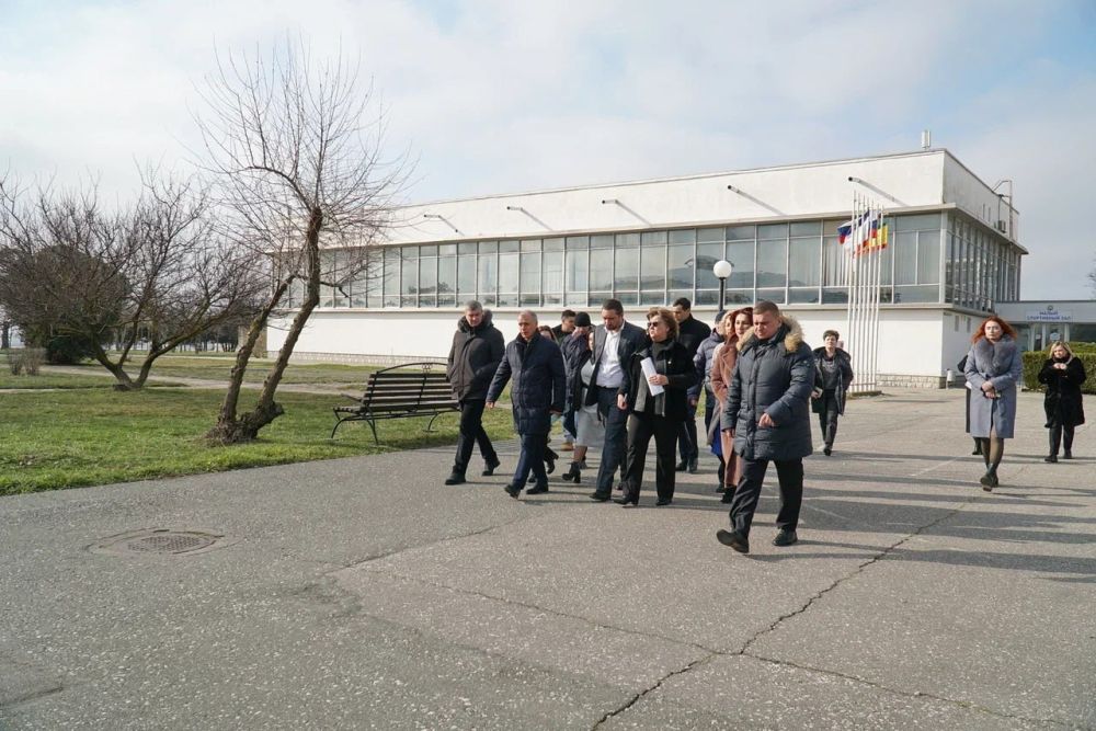 Евпаторию с рабочим визитом посетил Владимир Константинов Евпаторию с рабочим визитом посетил Владимир Константинов