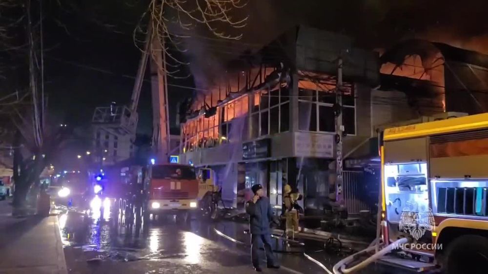 Фото и видео сгоревшего голливуда