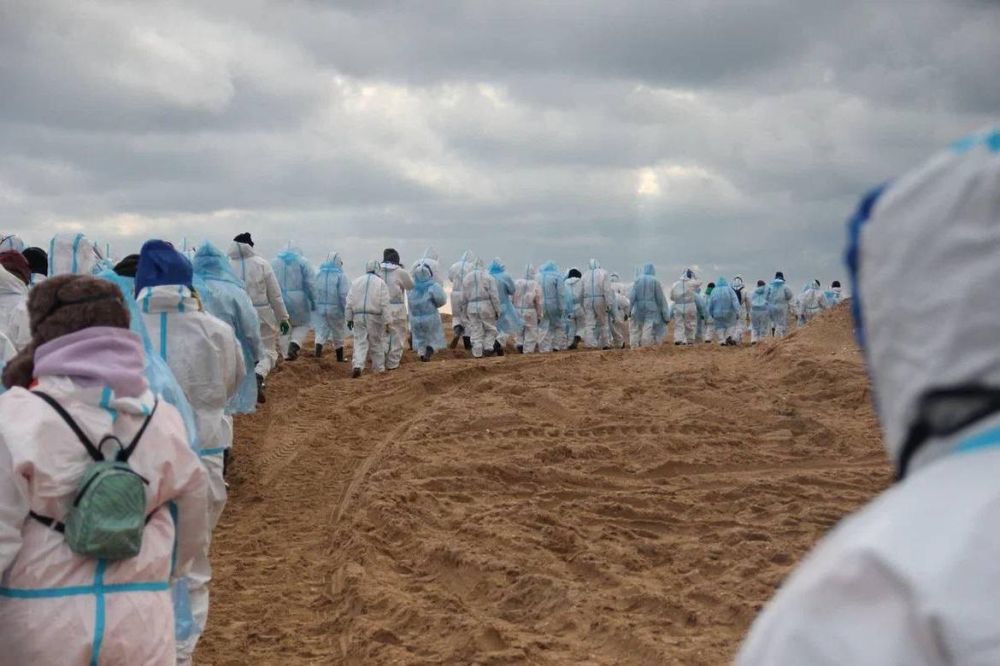 Катастрофа в Керченском проливе объединила десятки тысяч волонтеров со всей России Катастрофа в Керченском проливе объединила десятки тысяч волонтеров со всей России
