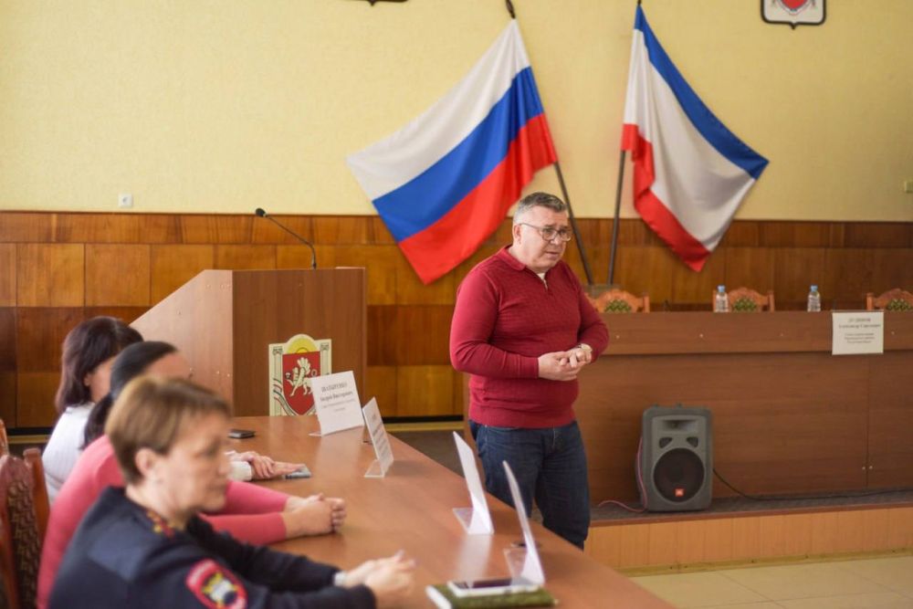 Александр Дудинов: Встречи с молодежью всегда наполнены особым позитивом Александр Дудинов: Встречи с молодежью всегда наполнены особым позитивом