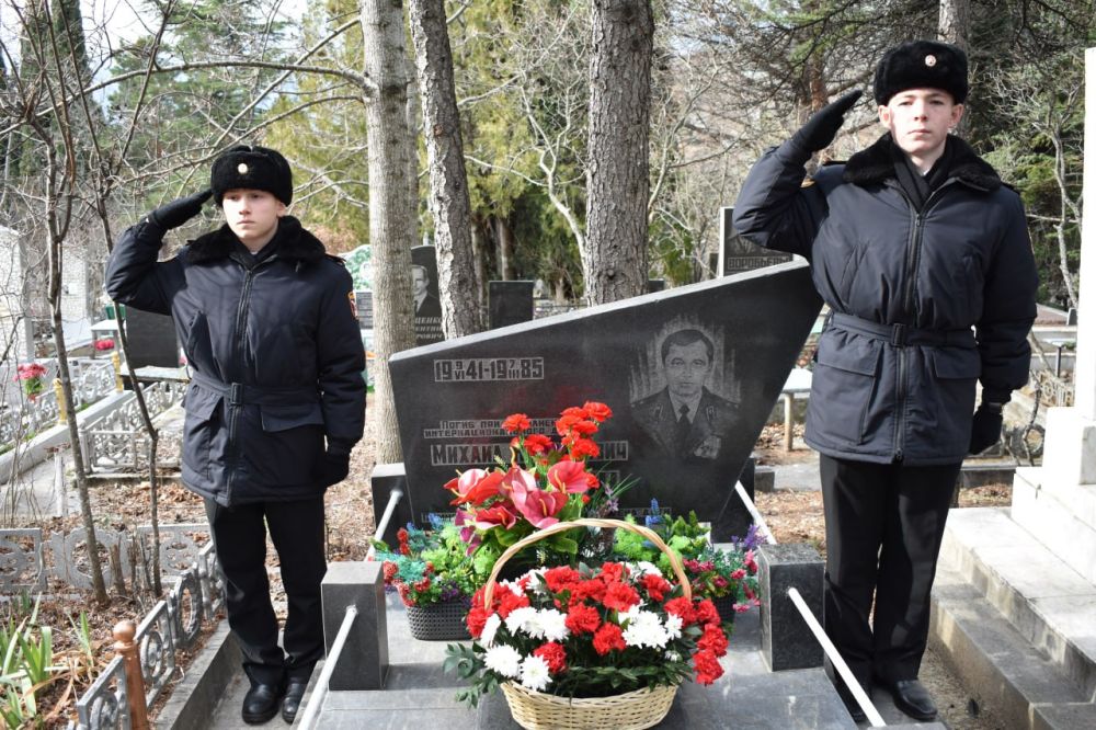 Галина Огнёва: Ровно 36 лет назад закончилась героическая и трагическая афганская война - долгая, тяжелая и кровопролитная Галина Огнёва: Ровно 36 лет назад закончилась героическая и трагическая афганская война - долгая, тяжелая и кровопролитная