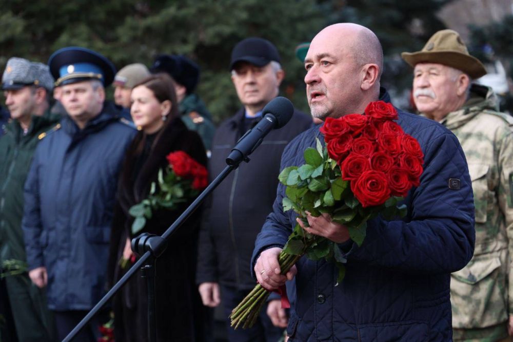 Михаил Назаров: Принял участие в торжественном мероприятии, посвящённом выводу Ограниченного контингента советских войск из Афганистана Михаил Назаров: Принял участие в торжественном мероприятии, посвящённом выводу Ограниченного контингента советских войск из Афганистана