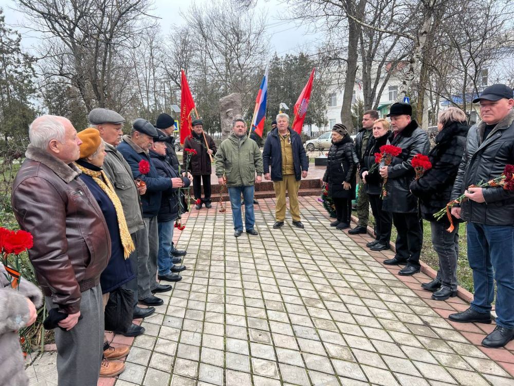 «36 лет прошло со дня вывода советских войск из республики Афганистан, но события, унёсшие жизни тысячи наших солдат, остаются в памяти. Священный долг каждого из нас – помнить о наших соотечественниках, для которых Родина... «36 лет прошло со дня вывода советских войск из республики Афганистан, но события, унёсшие жизни тысячи наших солдат, остаются в памяти. Священный долг каждого из нас – помнить о наших соотечественниках, для которых Родина...