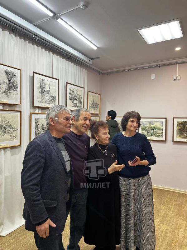 В Крымскотатарском музее культурно-исторического наследия открылась уникальная выставка «Хрупкие узоры света и тени» В Крымскотатарском музее культурно-исторического наследия открылась уникальная выставка «Хрупкие узоры света и тени»