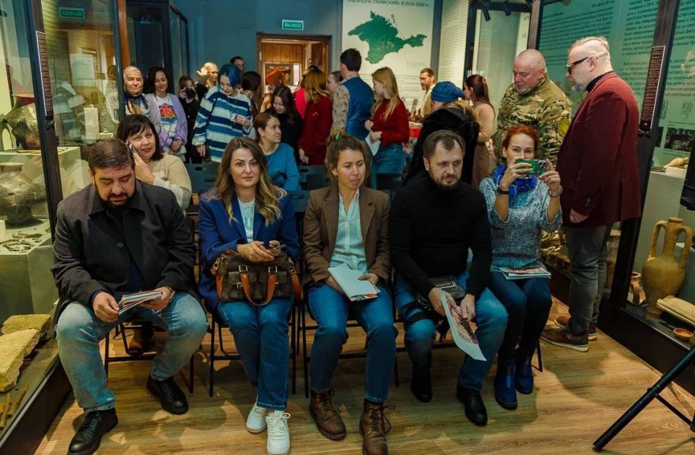 В усадьбе Академика Палласа состоялось событие, посвященное сбору средств на нужды участников специальной военной операции «Искусство победы: защитники отечества» В усадьбе Академика Палласа состоялось событие, посвященное сбору средств на нужды участников специальной военной операции «Искусство победы: защитники отечества»