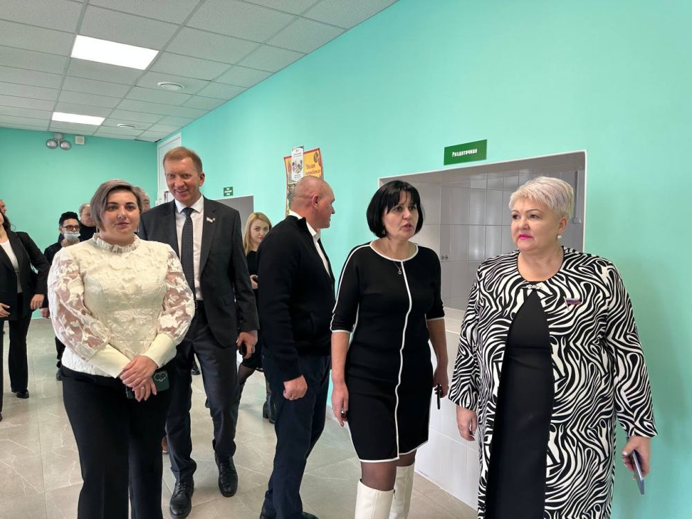 В селе Стальное после капитального ремонта открыли школу В селе Стальное после капитального ремонта открыли школу