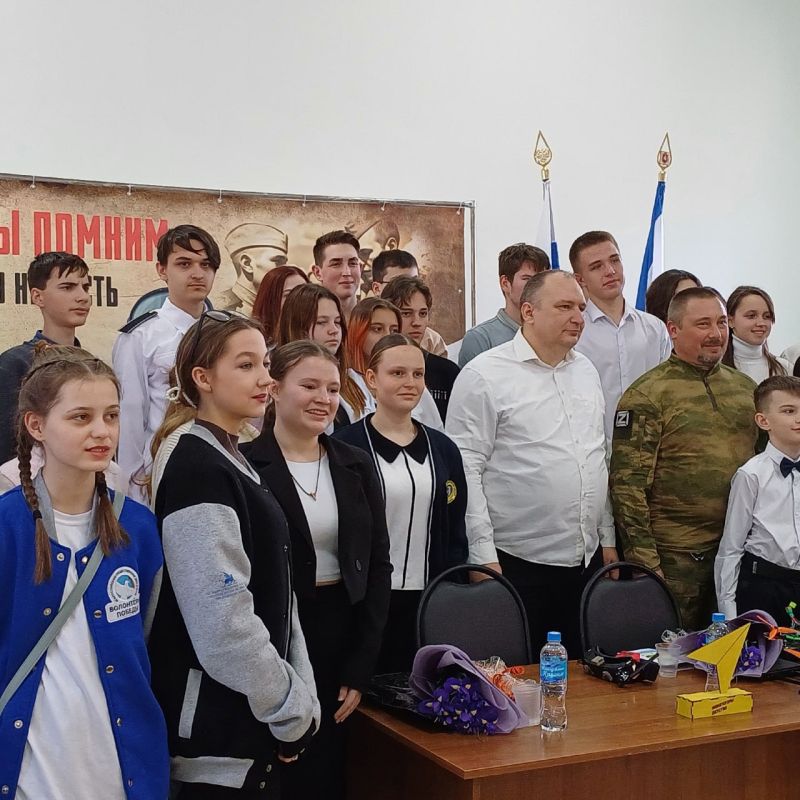 В школах Феодосийского округа проводятся мероприятия, посвященные Году защитника Отечества В школах Феодосийского округа проводятся мероприятия, посвященные Году защитника Отечества