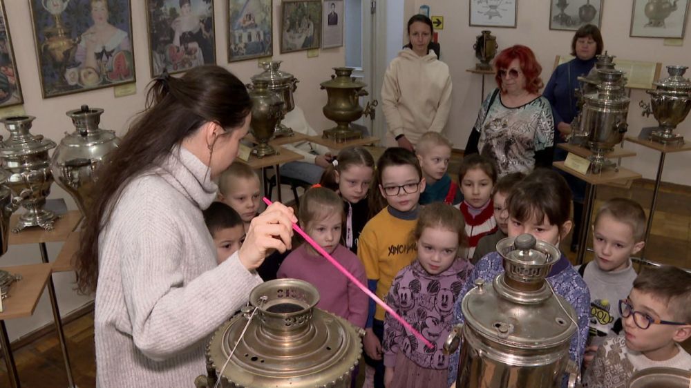 В Крымском этнографическом музее для юных симферопольцев прошло мероприятие, посвящённое празднику Масленицы В Крымском этнографическом музее для юных симферопольцев прошло мероприятие, посвящённое празднику Масленицы