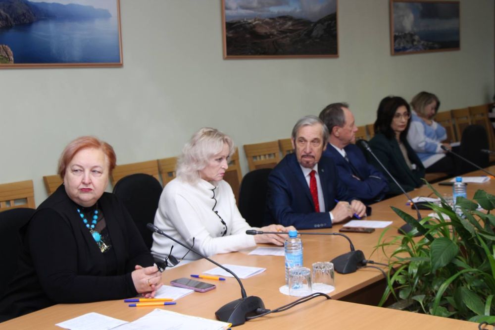 Воздействие растительного масла, используемого при резке металла для продления срока службы инструментов, влияние авторской методики на повышение качества освоения иностранного языка, а также эффективность применения вытяжки... Воздействие растительного масла, используемого при резке металла для продления срока службы инструментов, влияние авторской методики на повышение качества освоения иностранного языка, а также эффективность применения вытяжки...