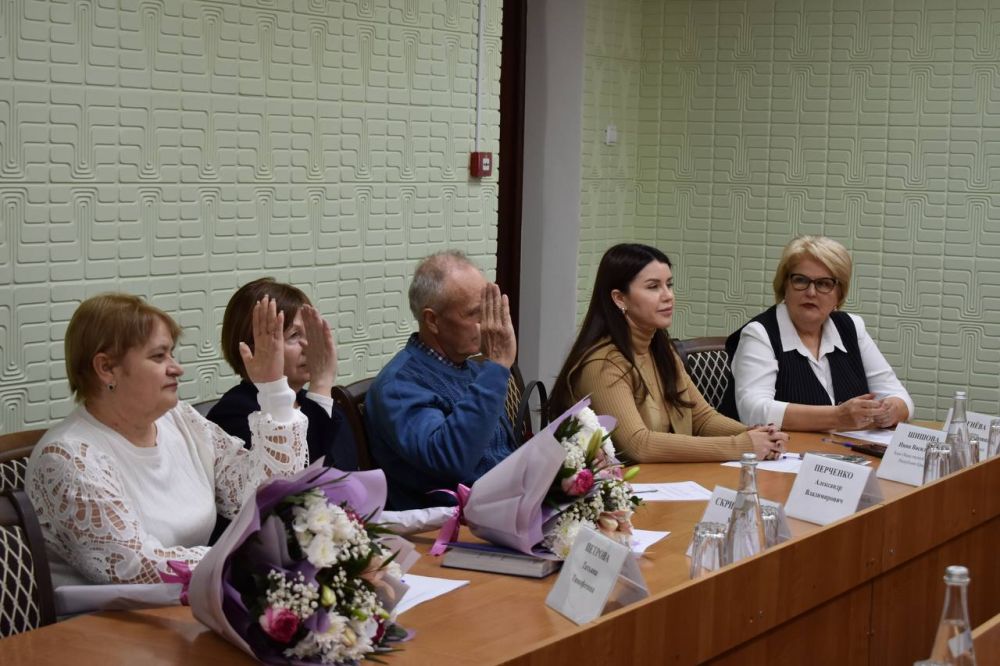 Утвержден новый состав общественного совета города Алушты Утвержден новый состав общественного совета города Алушты