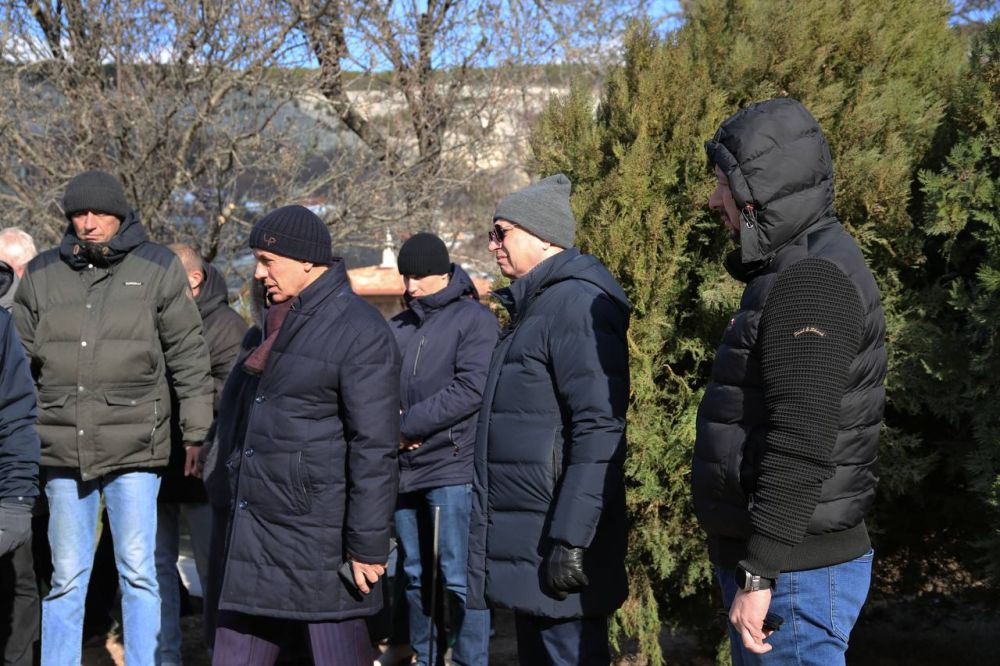 Председатель Госсовета РК с рабочей поездкой посетил Бахчисарай Председатель Госсовета РК с рабочей поездкой посетил Бахчисарай