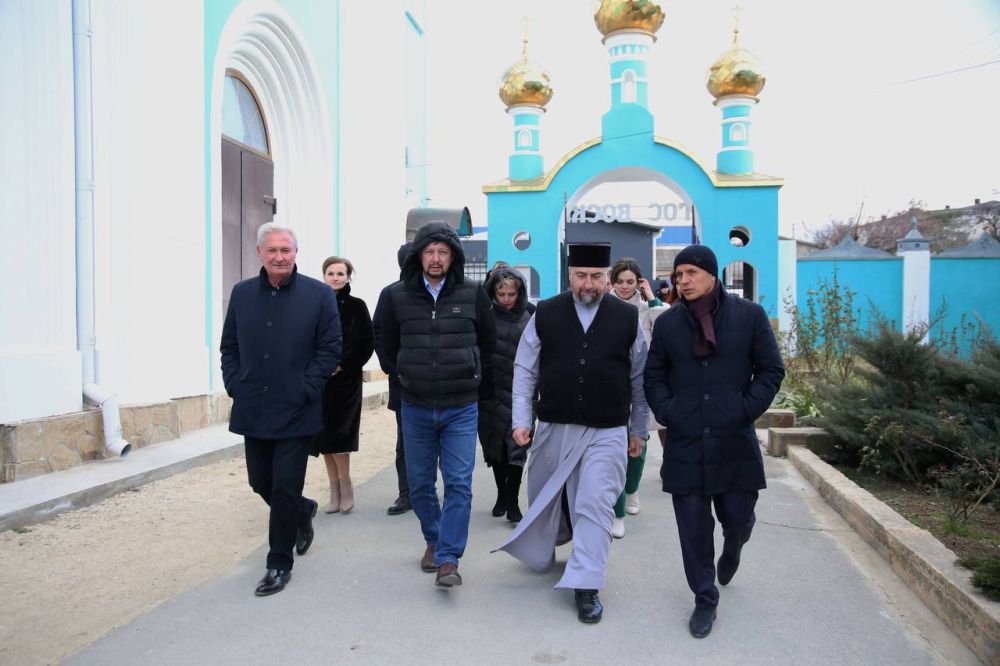 Председатель Госсовета РК с рабочей поездкой посетил Бахчисарай Председатель Госсовета РК с рабочей поездкой посетил Бахчисарай
