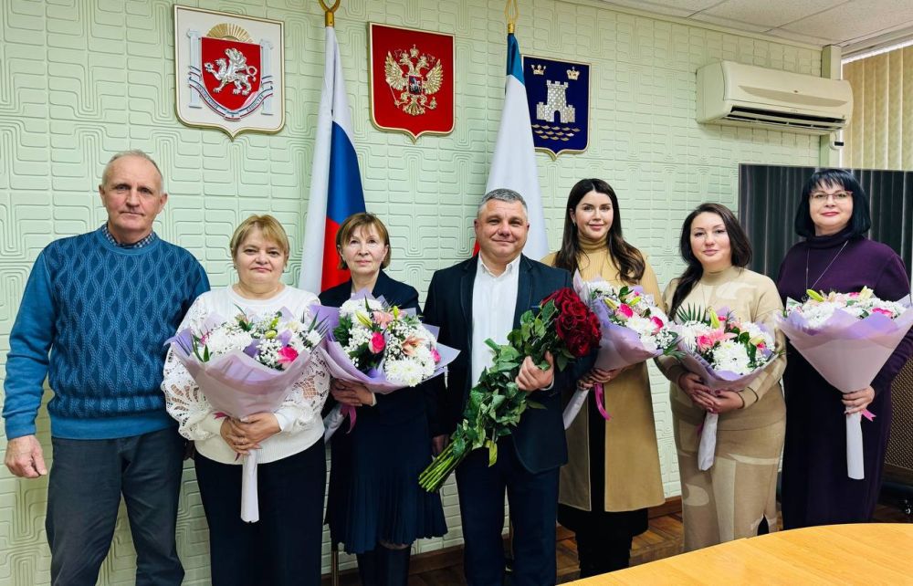 Утвержден новый состав общественного совета города Алушты Утвержден новый состав общественного совета города Алушты