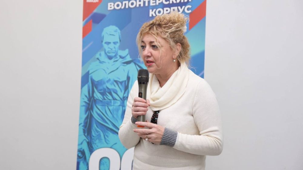Открытие центра волонтёрского корпуса к 80-летию Победы в Евпатории Открытие центра волонтёрского корпуса к 80-летию Победы в Евпатории