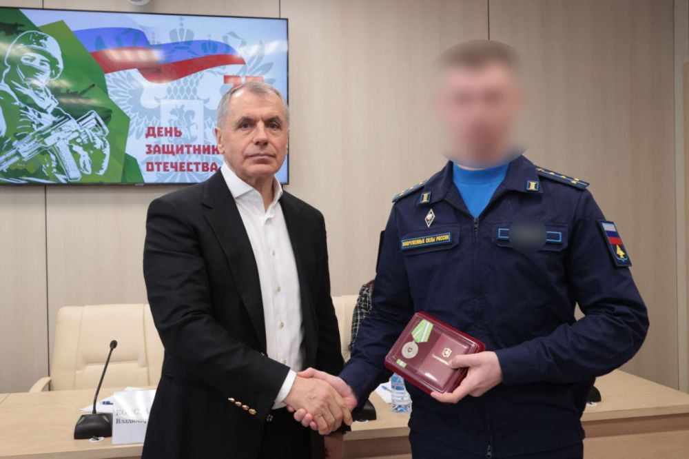 Владимир Константинов: День защитника Отечества — наш традиционный, народный праздник Владимир Константинов: День защитника Отечества — наш традиционный, народный праздник