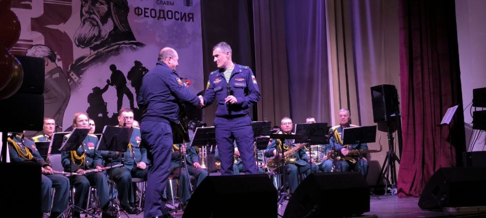 Игорь Ткаченко: Сегодня чествовали наших уважаемых ветеранов войны, участников СВО, ветеранов-интернационалистов, военнослужащих, сотрудников МЧС, поисковиков, волонтеров, которые участвуют в сборе помощи нашим бойцам на... Игорь Ткаченко: Сегодня чествовали наших уважаемых ветеранов войны, участников СВО, ветеранов-интернационалистов, военнослужащих, сотрудников МЧС, поисковиков, волонтеров, которые участвуют в сборе помощи нашим бойцам на...