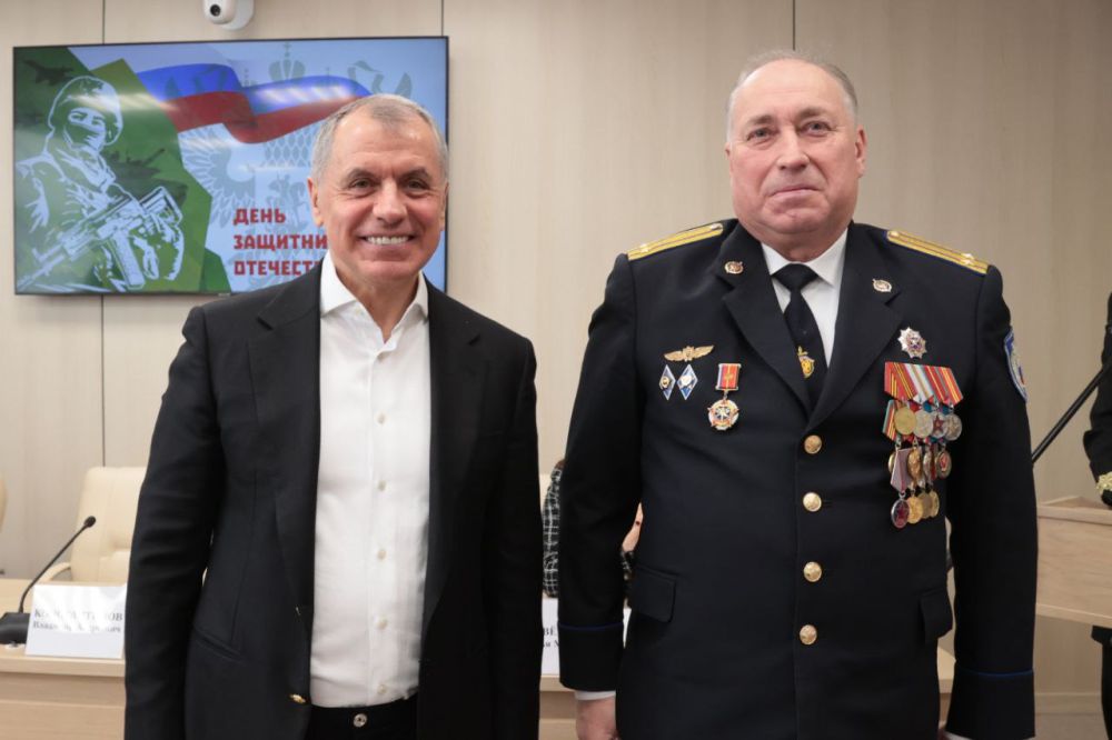 Владимир Константинов: День защитника Отечества — наш традиционный, народный праздник Владимир Константинов: День защитника Отечества — наш традиционный, народный праздник