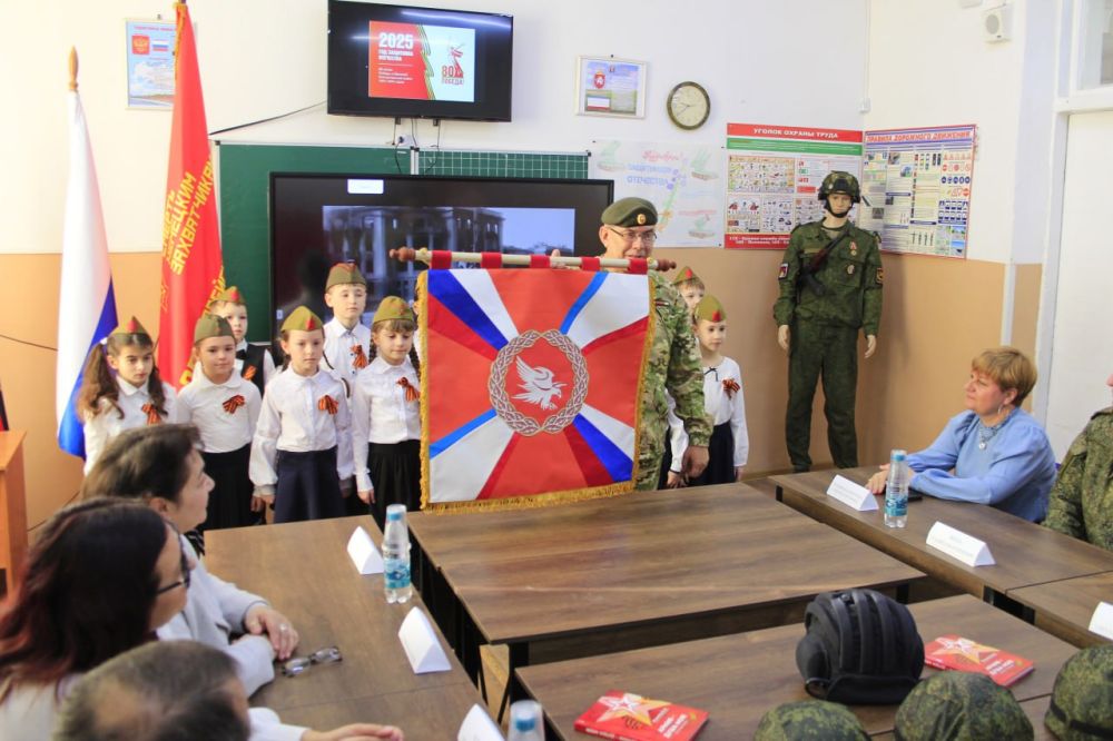 Круглый стол, посвященный защитникам Отечества Круглый стол, посвященный защитникам Отечества