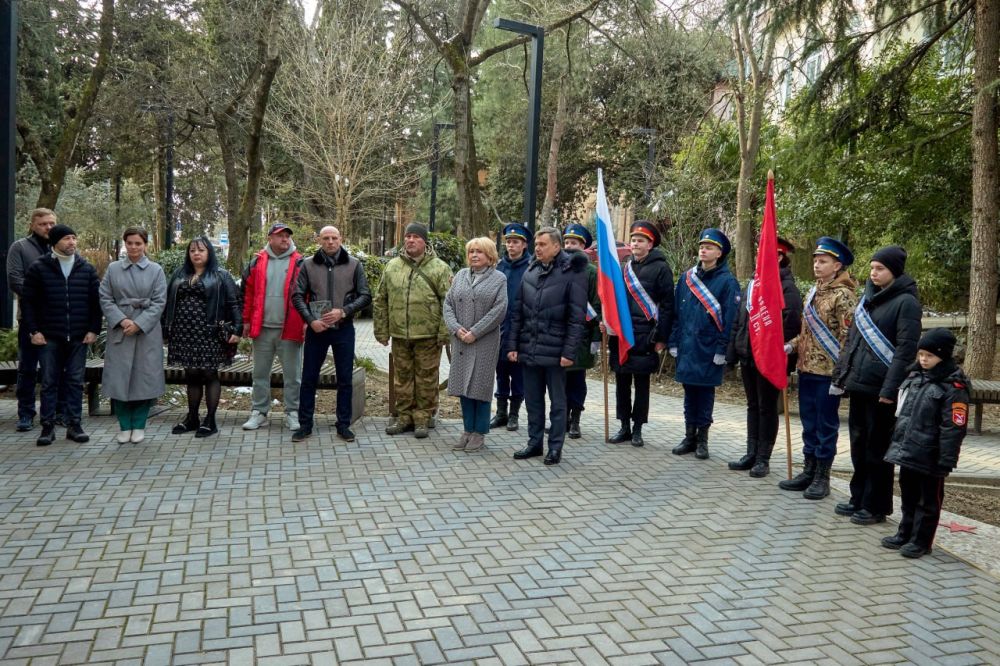 История в лицах: в Ялте открылась фотовыставка Героев Советского Союза и России История в лицах: в Ялте открылась фотовыставка Героев Советского Союза и России