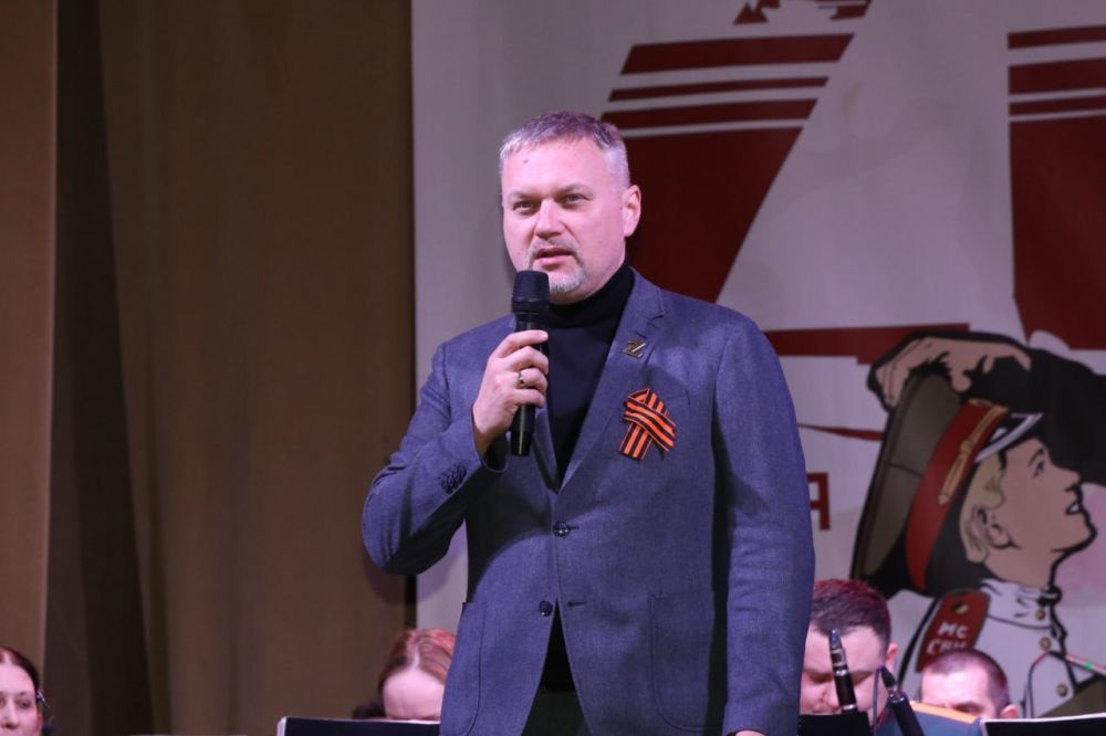 Игорь Ткаченко: Сегодня чествовали наших уважаемых ветеранов войны, участников СВО, ветеранов-интернационалистов, военнослужащих, сотрудников МЧС, поисковиков, волонтеров, которые участвуют в сборе помощи нашим бойцам на... Игорь Ткаченко: Сегодня чествовали наших уважаемых ветеранов войны, участников СВО, ветеранов-интернационалистов, военнослужащих, сотрудников МЧС, поисковиков, волонтеров, которые участвуют в сборе помощи нашим бойцам на...