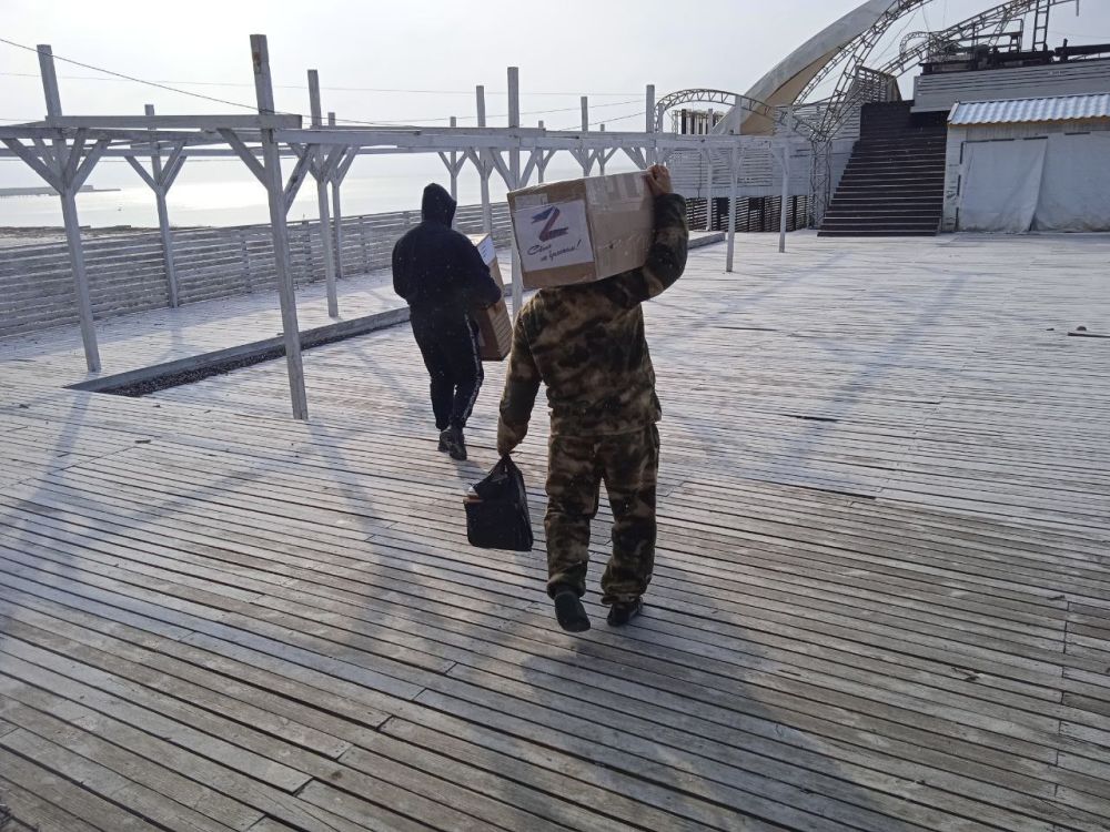 #своих_не_бросаем. В преддверии Дня защитника Отечества из Керчи отправили, а сегодня уже доставили очередной гуманитарный груз бойцам в зону проведения специальной военной операции. Об этом сообщил глава администрации Олег... #своих_не_бросаем. В преддверии Дня защитника Отечества из Керчи отправили, а сегодня уже доставили очередной гуманитарный груз бойцам в зону проведения специальной военной операции. Об этом сообщил глава администрации Олег...