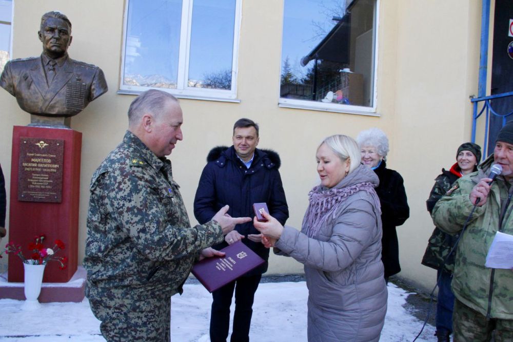 Константин Шимановский: Стартовал VIII ежегодный турнир «Лучший стрелок «Единой России» этап «А ну-ка парни» Константин Шимановский: Стартовал VIII ежегодный турнир «Лучший стрелок «Единой России» этап «А ну-ка парни»