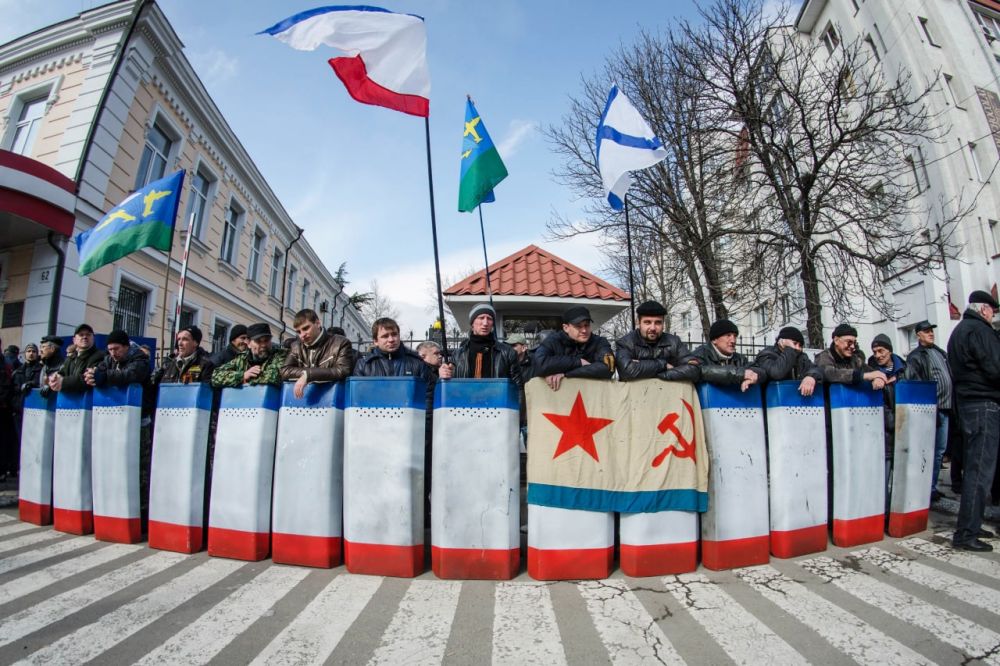 В Крыму отмечают и годовщину создания Народного ополчения В Крыму отмечают и годовщину создания Народного ополчения
