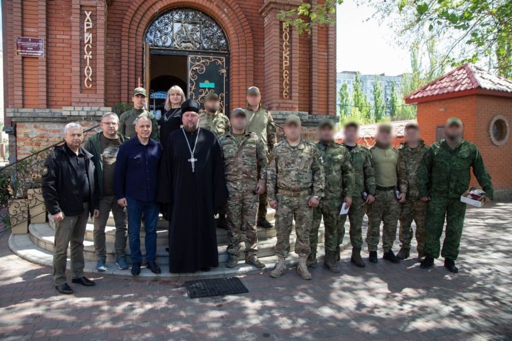 Владимир Константинов: В День Защитника Отечества мы вспоминаем всех, кто охраняет мир в Крыму, в России, стоит на страже спокойствия наших граждан Владимир Константинов: В День Защитника Отечества мы вспоминаем всех, кто охраняет мир в Крыму, в России, стоит на страже спокойствия наших граждан