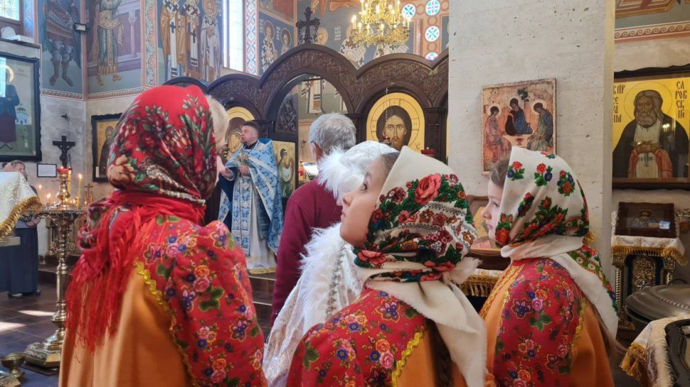 В Симеизе Масленицу отпраздновали пьесой о встрече зимы и весны, а в Ливадии приглашают на народные гуляния и сжигание чучела В Симеизе Масленицу отпраздновали пьесой о встрече зимы и весны, а в Ливадии приглашают на народные гуляния и сжигание чучела