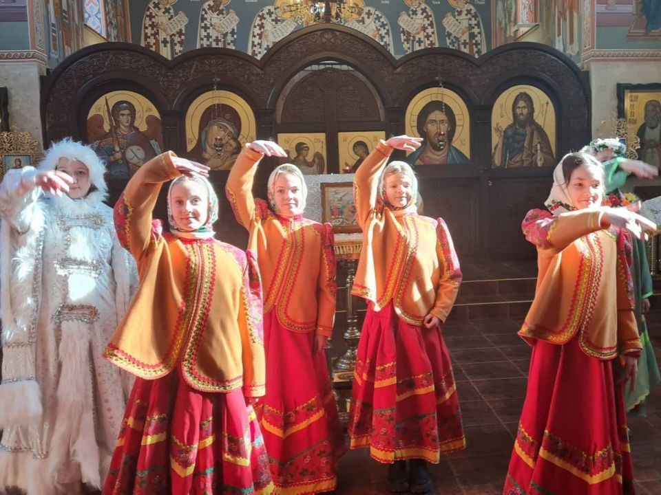 В Симеизе Масленицу отпраздновали пьесой о встрече зимы и весны, а в Ливадии приглашают на народные гуляния и сжигание чучела В Симеизе Масленицу отпраздновали пьесой о встрече зимы и весны, а в Ливадии приглашают на народные гуляния и сжигание чучела