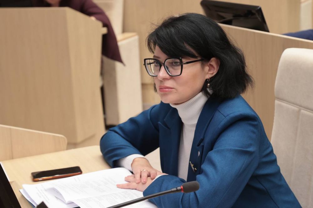 Государственный Совет РК единогласно принял во втором чтении законопроект «О региональном студенческом (семейном) капитале в Республике Крым», направленный на улучшение демографической ситуации в республике Государственный Совет РК единогласно принял во втором чтении законопроект «О региональном студенческом (семейном) капитале в Республике Крым», направленный на улучшение демографической ситуации в республике